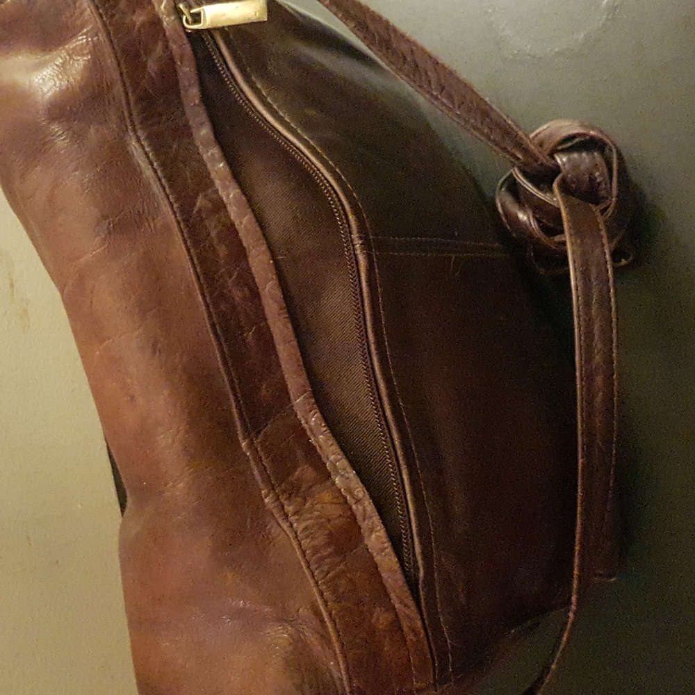 Genuine Leather Crossbody Bag - Picture 6 of 8
